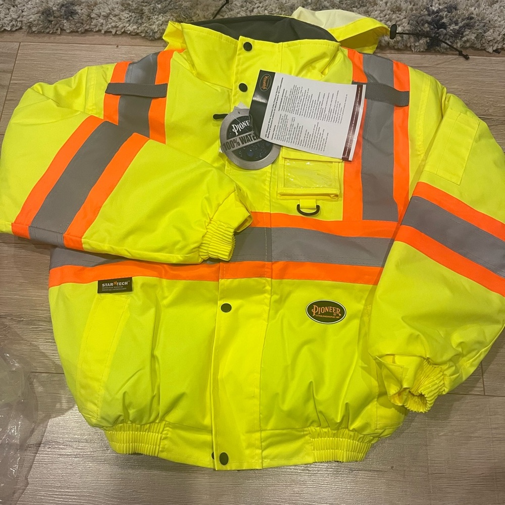 Reflective Jacket - Picture 3 of 5